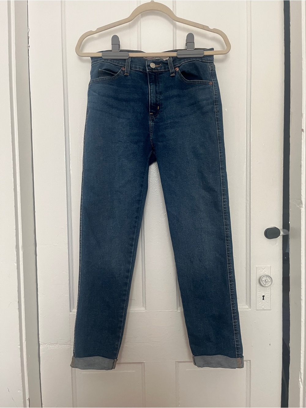 Lévis Women’s Heritage Mid-rise Boyfriend Jeans Size 2